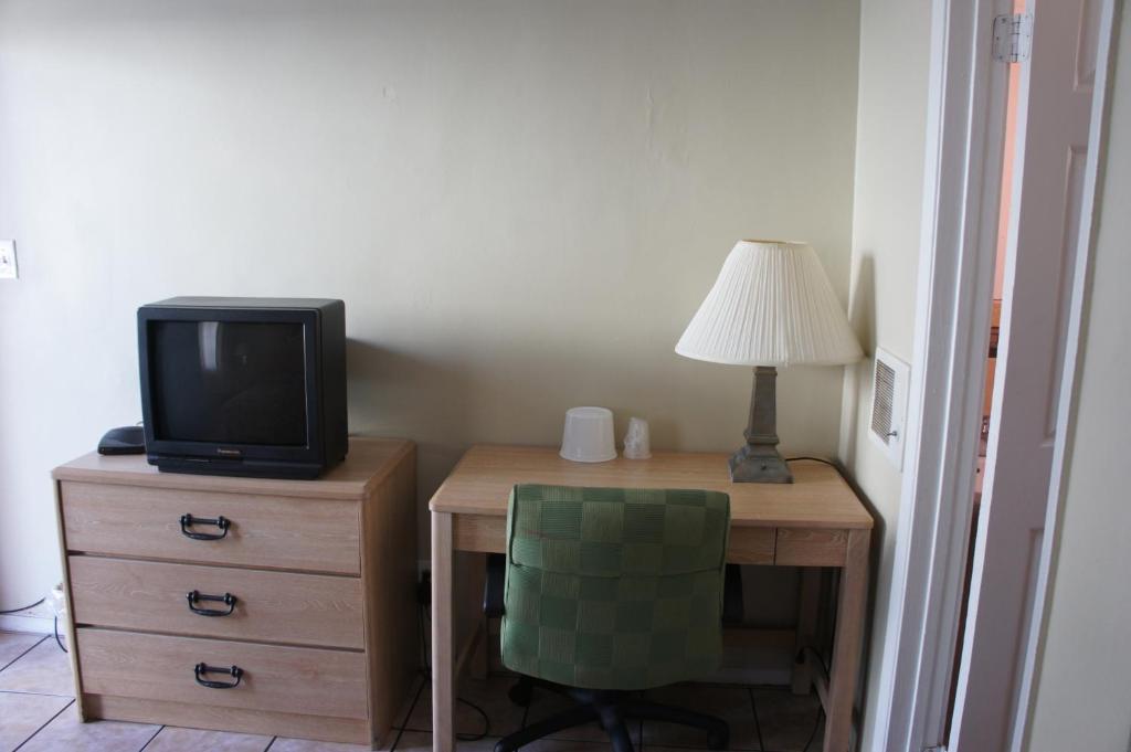Budget Inn El Cerrito Phòng bức ảnh